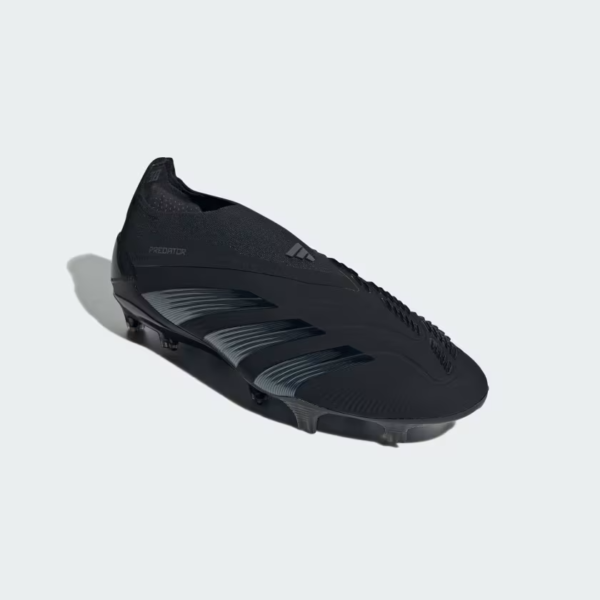 Predator Elite Laceless FG