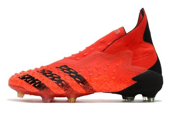 Predator Freak Meteorite Pack Elite FG